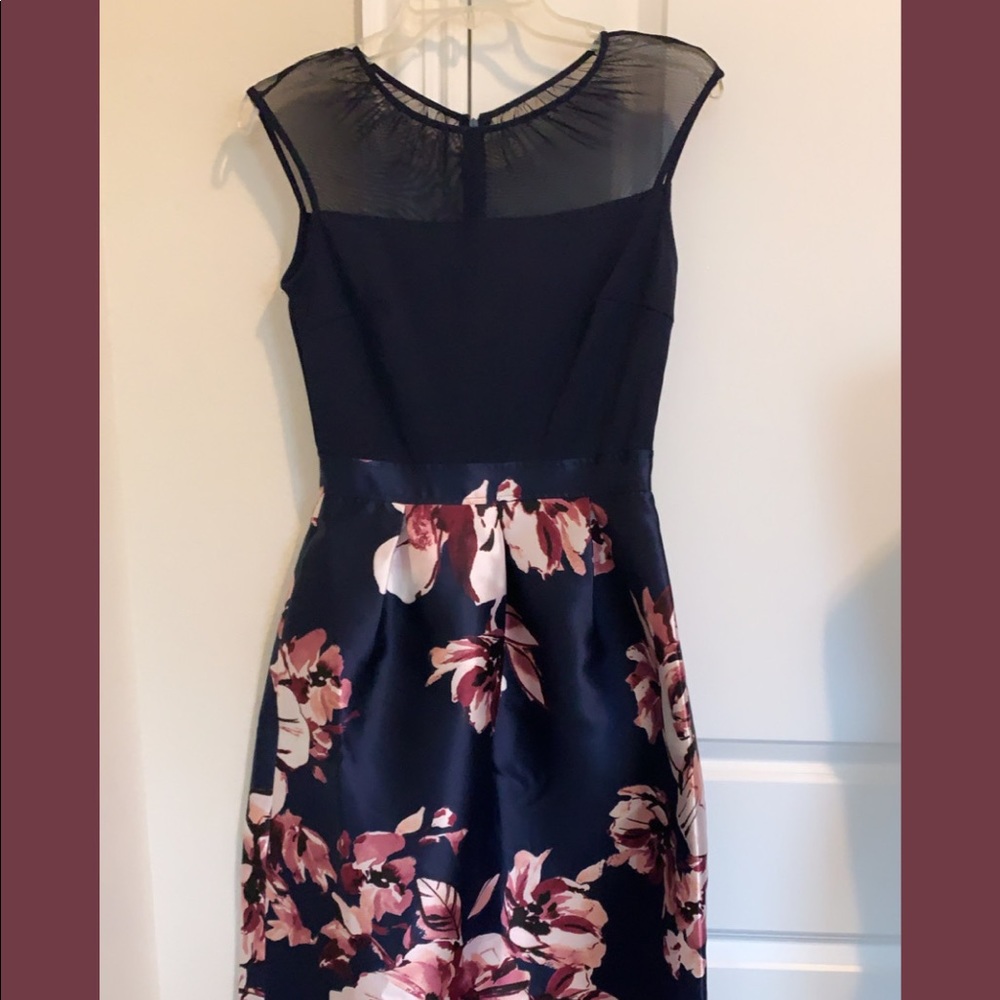 Navy blue dress with pockets